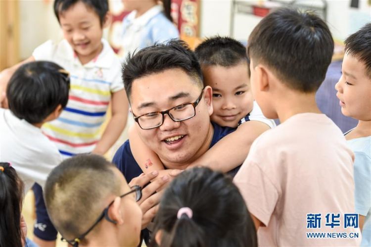 走近3%——幼儿园男教师的幸福坚守