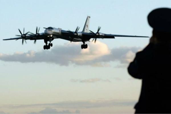 美媒：2架俄轰炸机逼近阿拉斯加 被美战机拦截