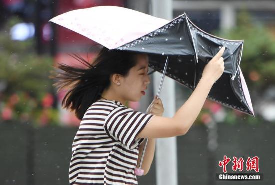 台风预警升级为黄色 “百里嘉”13日上午登陆广东