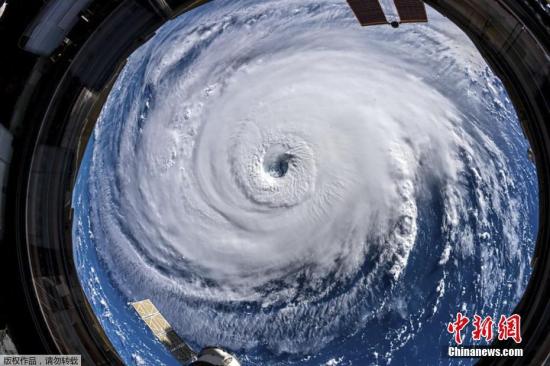 北半球进入热带气旋活跃期 卫星图上出现“九旋风”