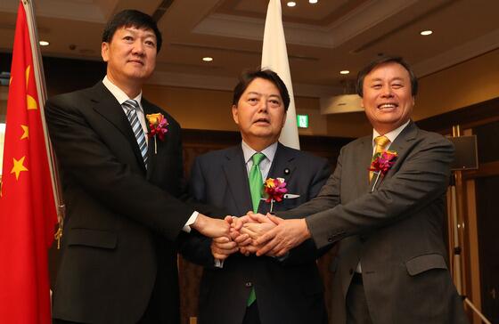 中日韩体育部长会议在东京召开 韩朝欲再组联队参加奥运