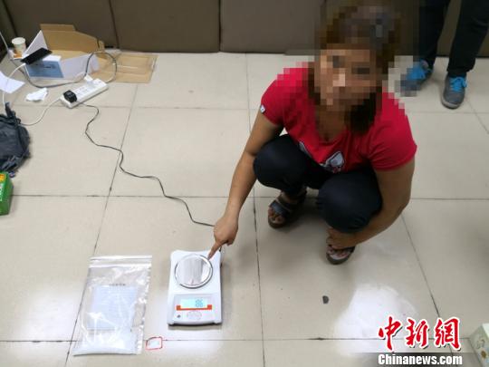 湖南机场公安破获涉三省航空运贩毒品案