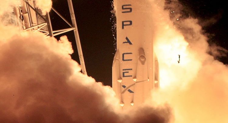 SpaceX称若获得美国政府订单，可将进攻性武器送入太空轨道