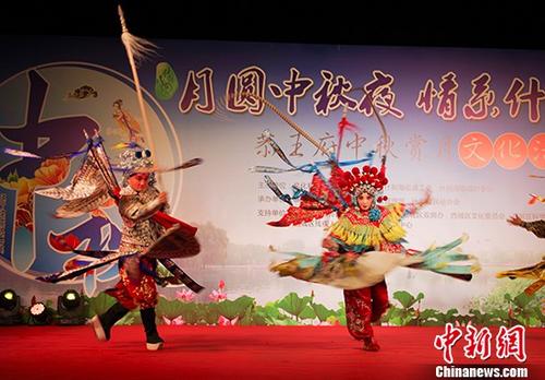北京推出系列“夜中秋”活动 创新传承传统文化