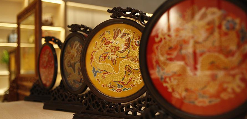 “寸锦寸金”——探访南京云锦