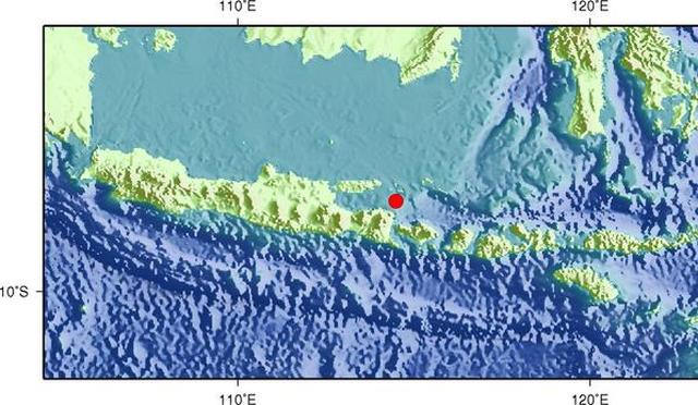 印尼再遇强震 至少三死四伤