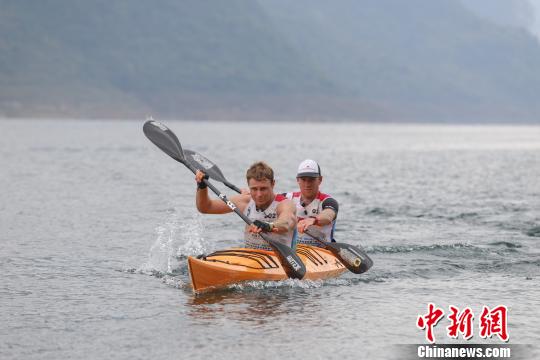 2018中国·瓮安国际山地户外运动挑战赛开赛