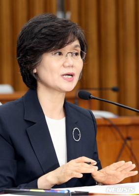 决定朴槿惠命运的女法官是她：和朴正熙有“特殊关系”
