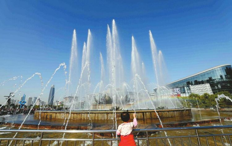泉城广场喷泉“告假”：明起维修维护 工期约40天