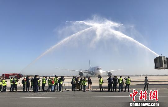 波音787客机首次进驻武汉机场 开启湖北民航宽体机时代