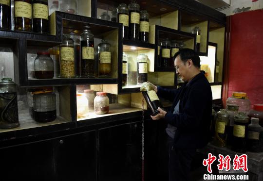 重庆民间医药博物馆 5万余件藏品展示中医文化
