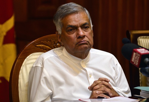 外媒：斯里兰卡被撤总理拒不卸任 议长呼吁通过议会解决问题