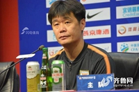 中超各项最佳评选票数竞争激烈 鲁能少帅李霄鹏暂时领跑