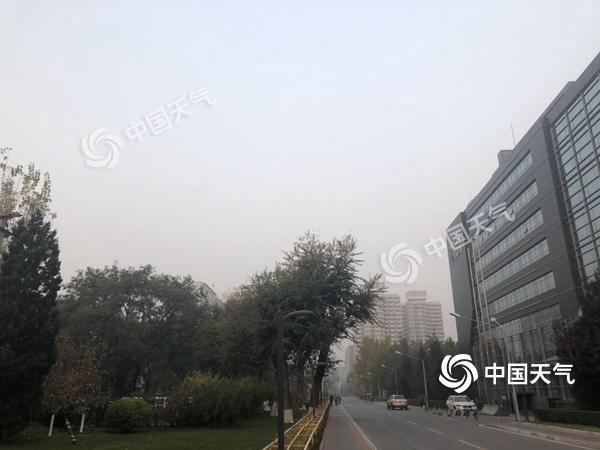 今天北京霾持续 周日风来霾消散雨雪飘落