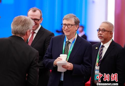 比尔·盖茨亮相进博会：中国可成脱贫重要力量