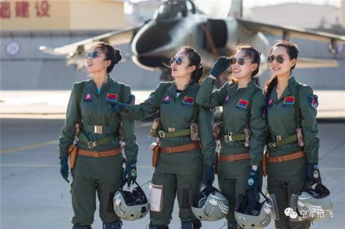 空军将招收第12批女飞行学员 可进北大清华培养