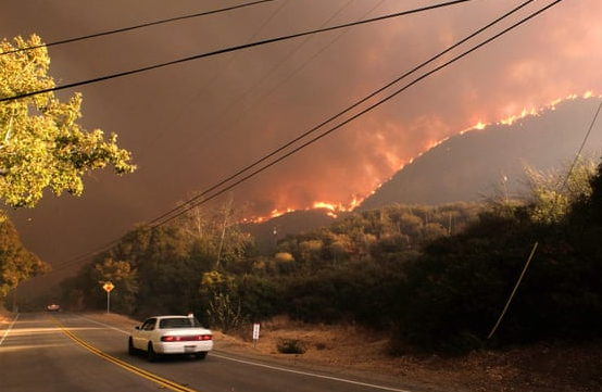 美加州山火已致42死 成美国历史上最致命大火