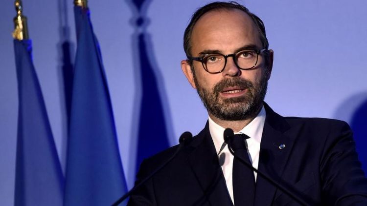 法国总理推新留学政策 提高非欧盟学生学费增加奖学金