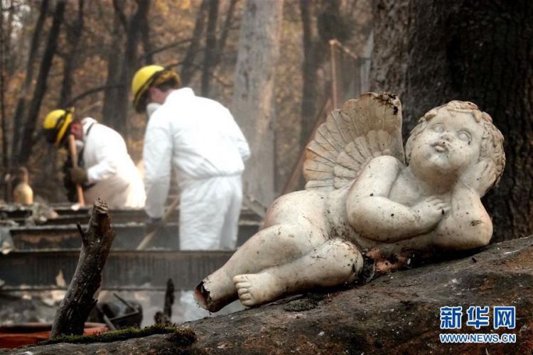 山火肆虐后的美国天堂镇 已有79人死亡