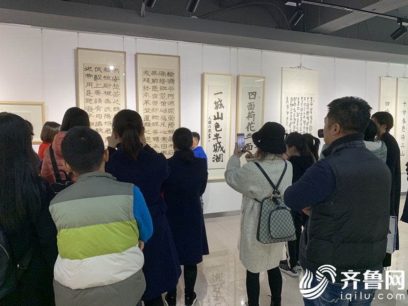 参展作品孩子最小年龄仅2岁 方圆艺术机构少儿