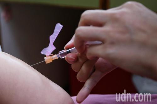 台湾流感疫苗曝问题缺少52万剂 2018年难补足