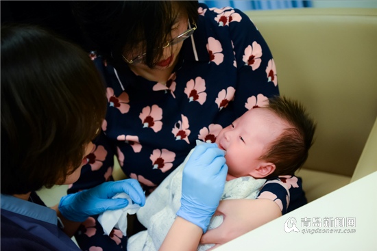 婴幼儿腹泻可预防!青岛首剂进口五价轮状病毒疫苗接种