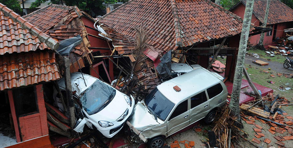 印尼海啸已致至少222人遇难 28人失踪