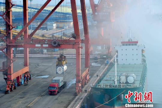 财政部：2019年1月1日起中国调整部分进出口关税