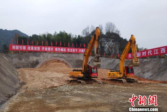昌景黄高速铁路江西段开工建设 计划工期4年