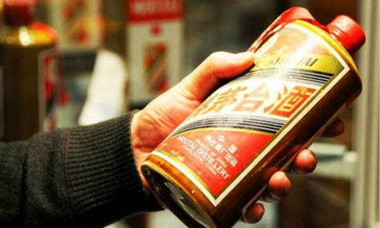济南市场茅台卖到2000多,但送鉴10瓶两三瓶是假货