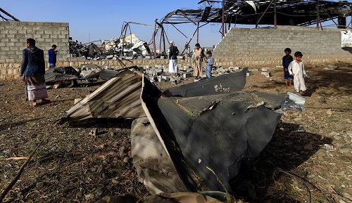 外媒：沙特率联军大举空袭也门首都 也门和平进程受阻