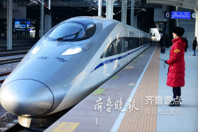 开行列车28车次 青岛西站迎来首个春运“大考”(图)