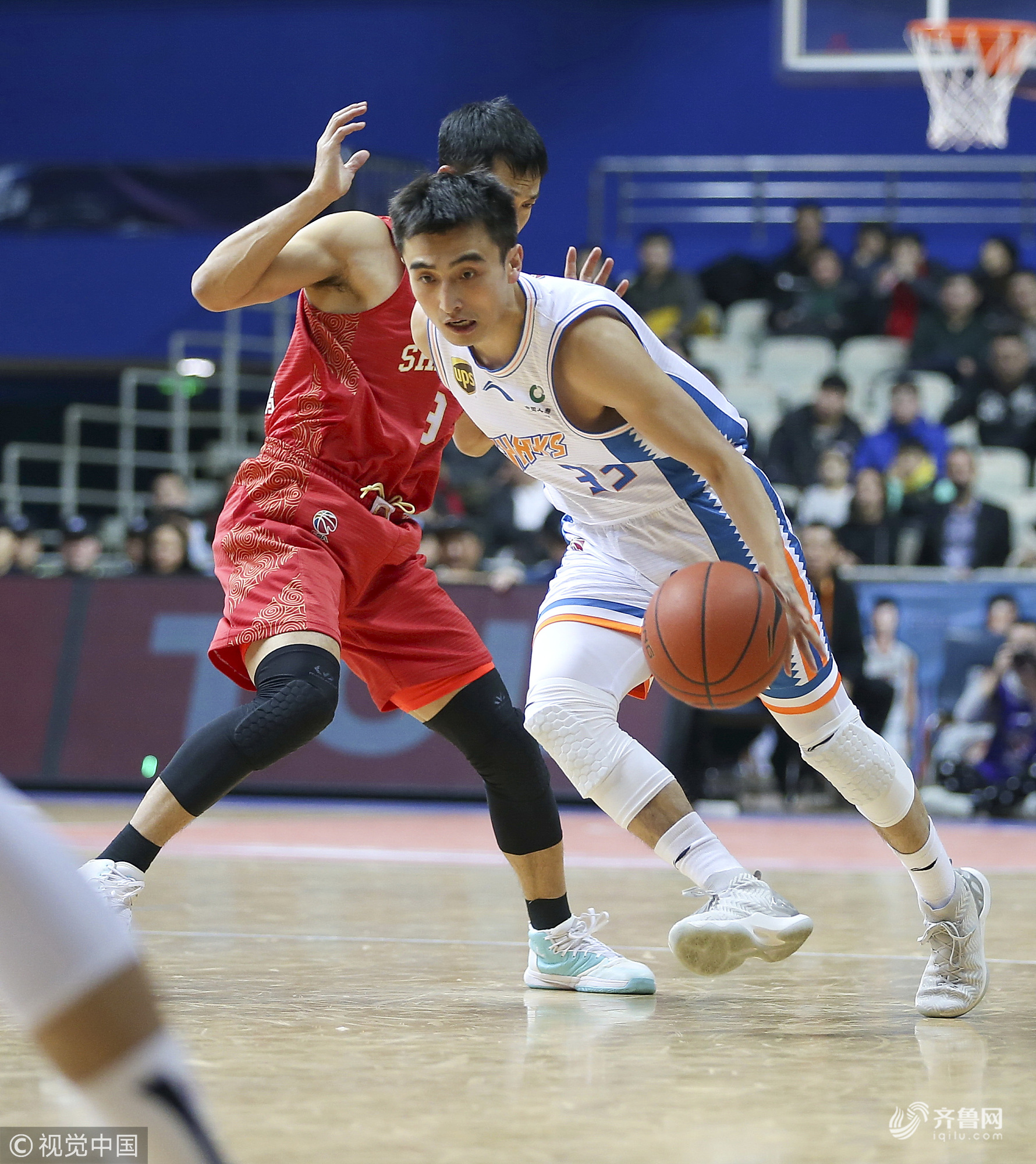 劳森上演绝杀 山东西王男篮客场险胜上海