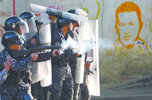 委内瑞拉逮捕27名哗变士兵 委制宪大会主席：都将受法律制裁