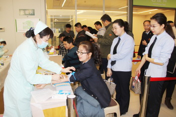 春节备血工作启动首日441名市民献血15.3万毫升