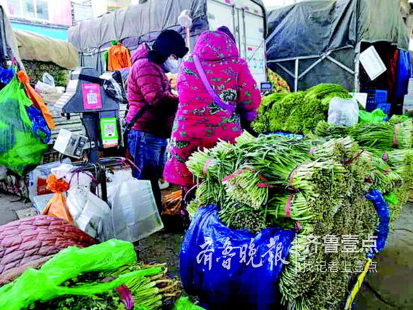 扫一扫知来源!济南七里堡市场食用农产品要“上线”