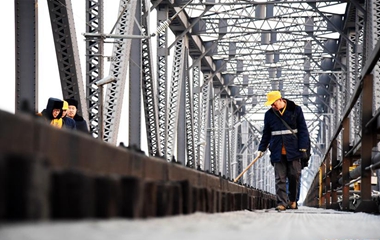 探访济南黄河大桥 百年铁路大桥上的“守望者”