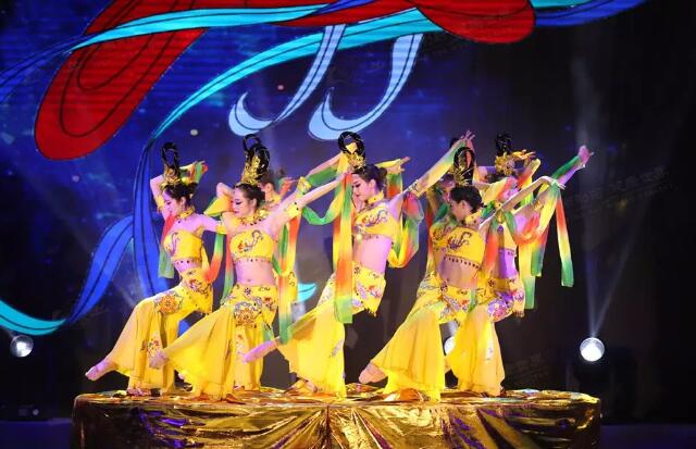 鲁南制药“新征程 新跨越”春节联欢晚会，精彩上演！