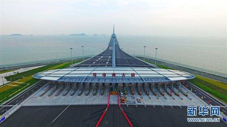 春节港珠澳大桥实施小型客车免费通行政策 可省150元