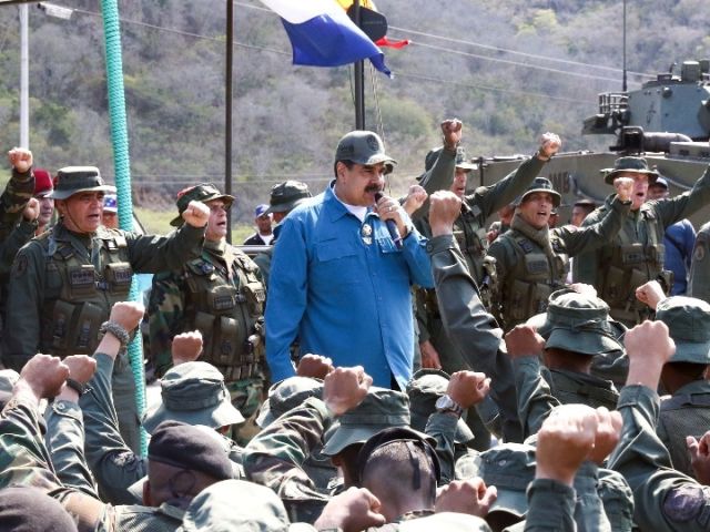 美国物资抵达委内瑞拉边境 委政府担心入侵