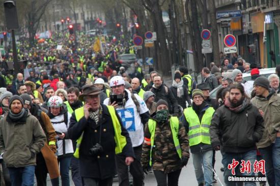 法国“黄背心”运动第13周：抗议者宣称“不会罢手”
