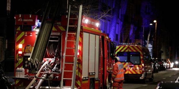 法国里昂一面包店发生爆炸和火灾 致2死4伤