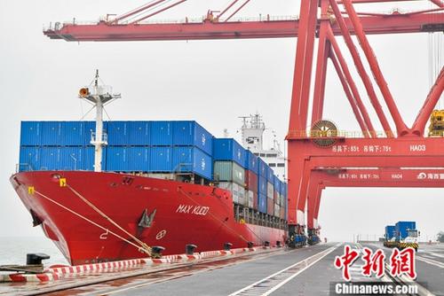 1月中国进出口增速好于预期 全年外贸有望稳定增长