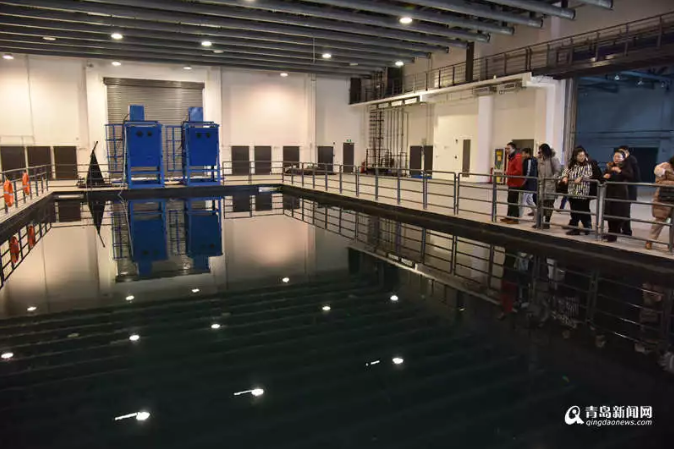 获CCTV、人民日报、外交部发言人盛赞!揭秘《流浪地球》拍摄故事 小编带你探访东方影都