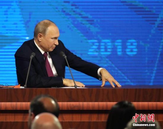 俄总统普京发表年度国情咨文 称必须加快前进步伐