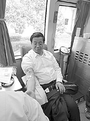 领导带头!济南市直机关工作人员献血14600毫升