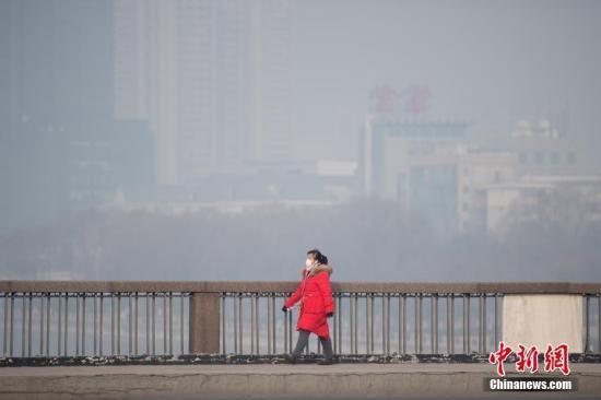 中国北方38个城市启动空气重污染预警