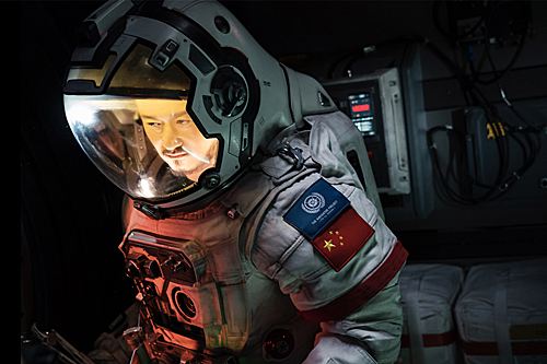 《流浪地球》在美上映赢好评 感受中国科幻电影魅力