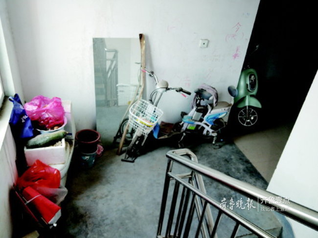 针对乱堆乱放现象，济南多个小区物业表态将清理楼道