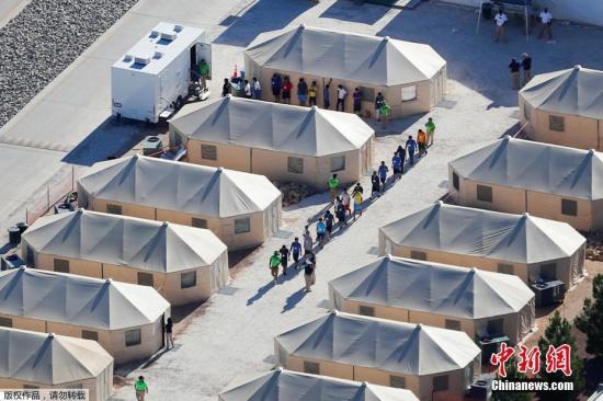美国五角大厦接获指示 准备收容非法移民儿童